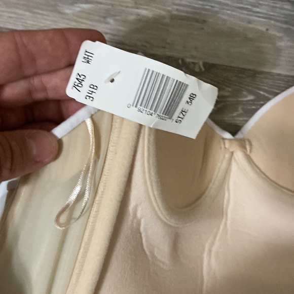 David’s Bridal Wedding Dress Size 6 - Picture 10 of 14